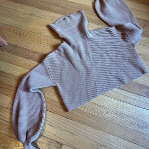 Moodie Ribbed Taupe Turtleneck Sweater Size Medium Camel